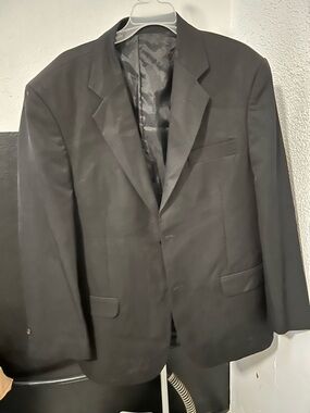 Men's Black Single-Breasted Blazer - Versatile Tailored Sport Coat